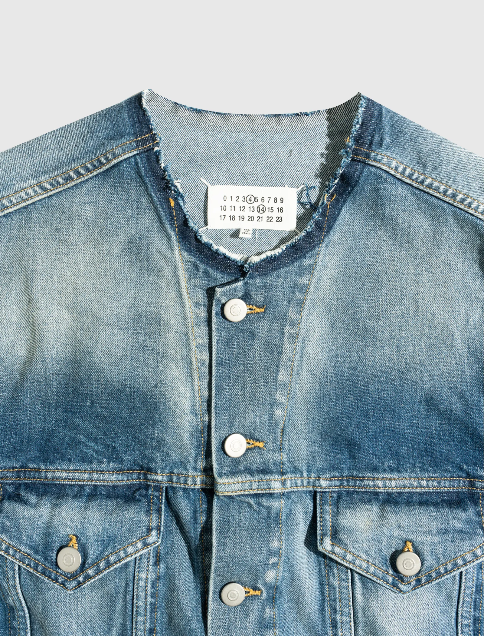 COLLARLESS DENIM JACKET