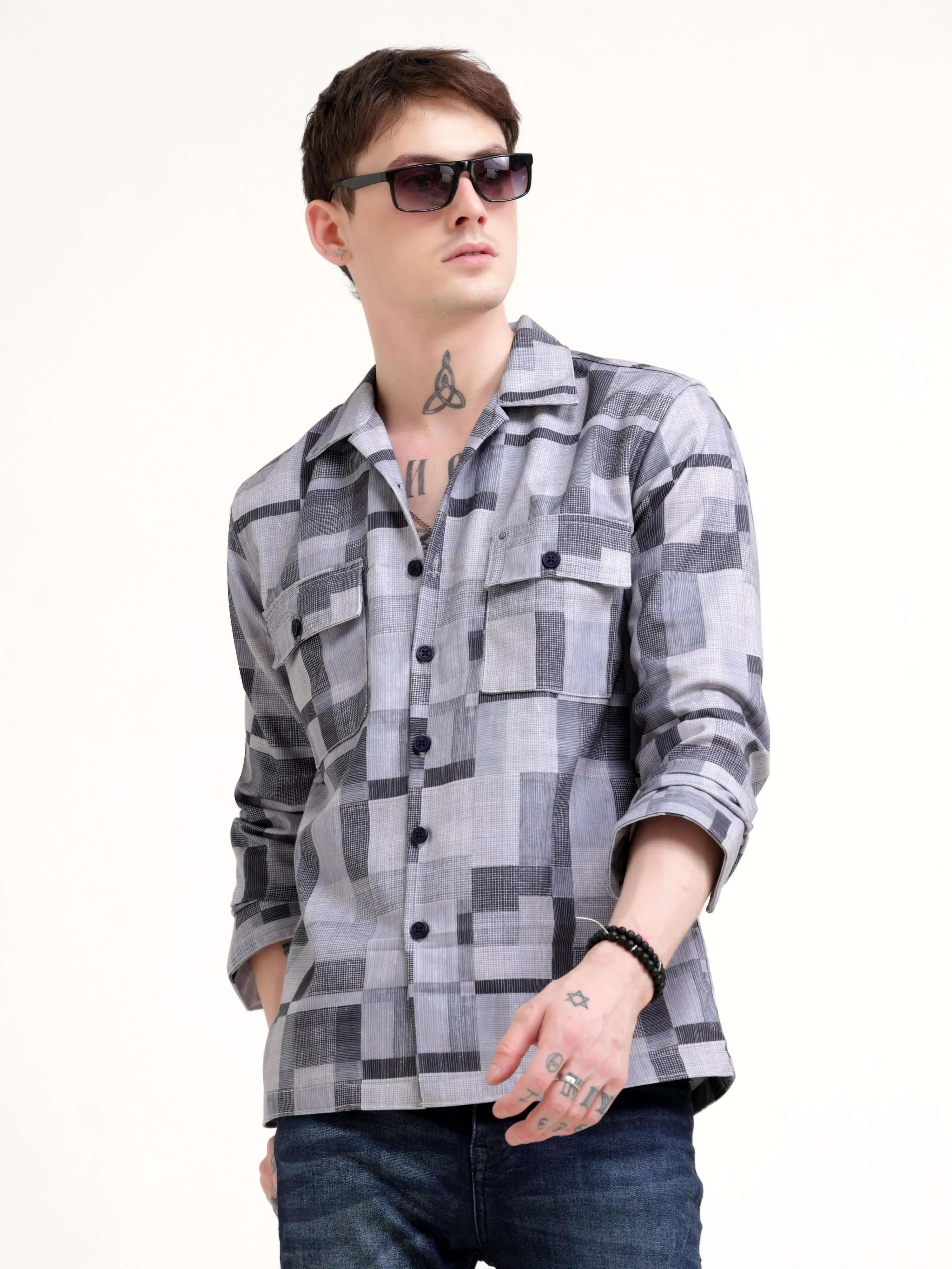 Geovibrance abstract gray Overshirt