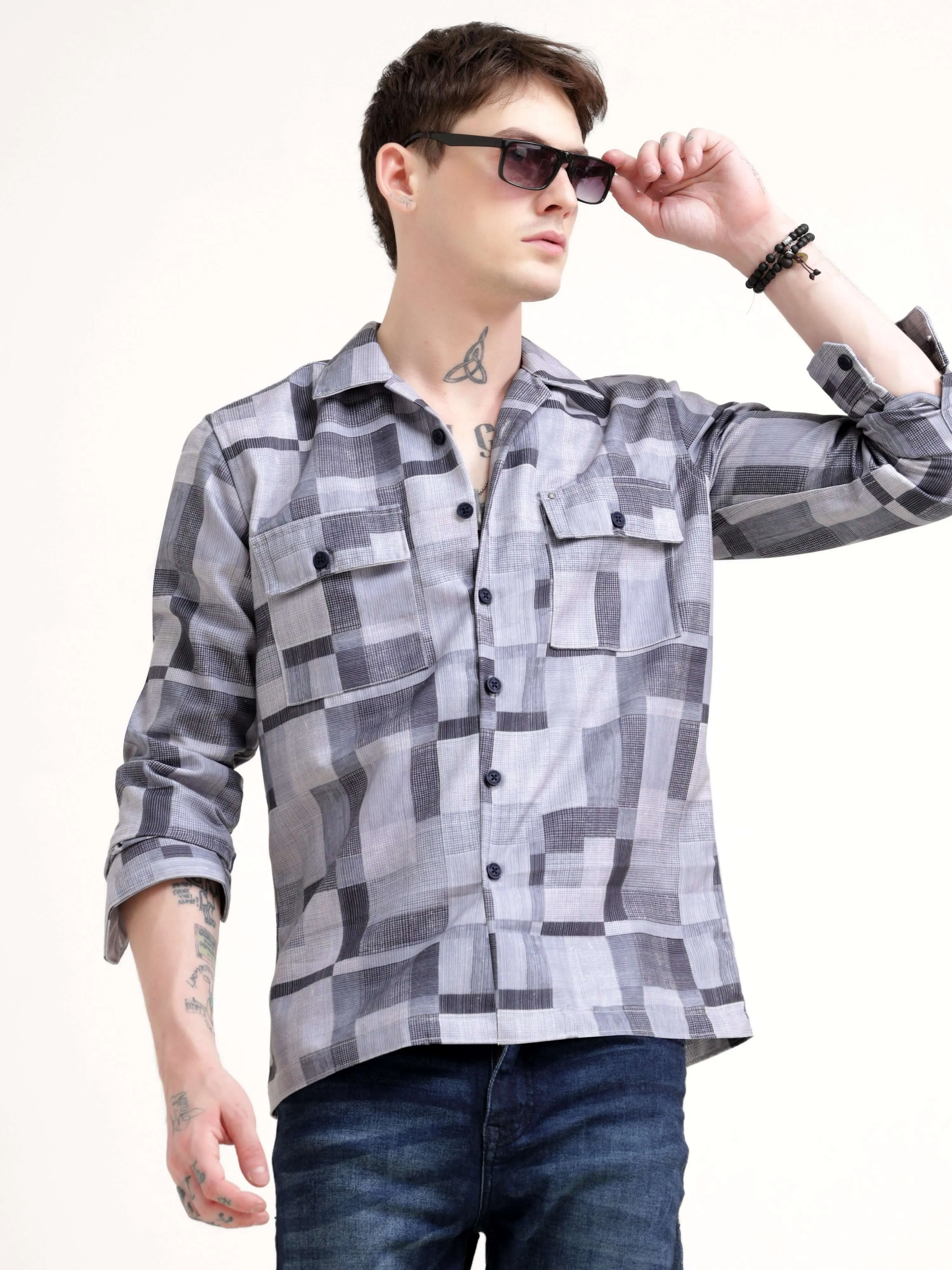 Geovibrance abstract gray Overshirt