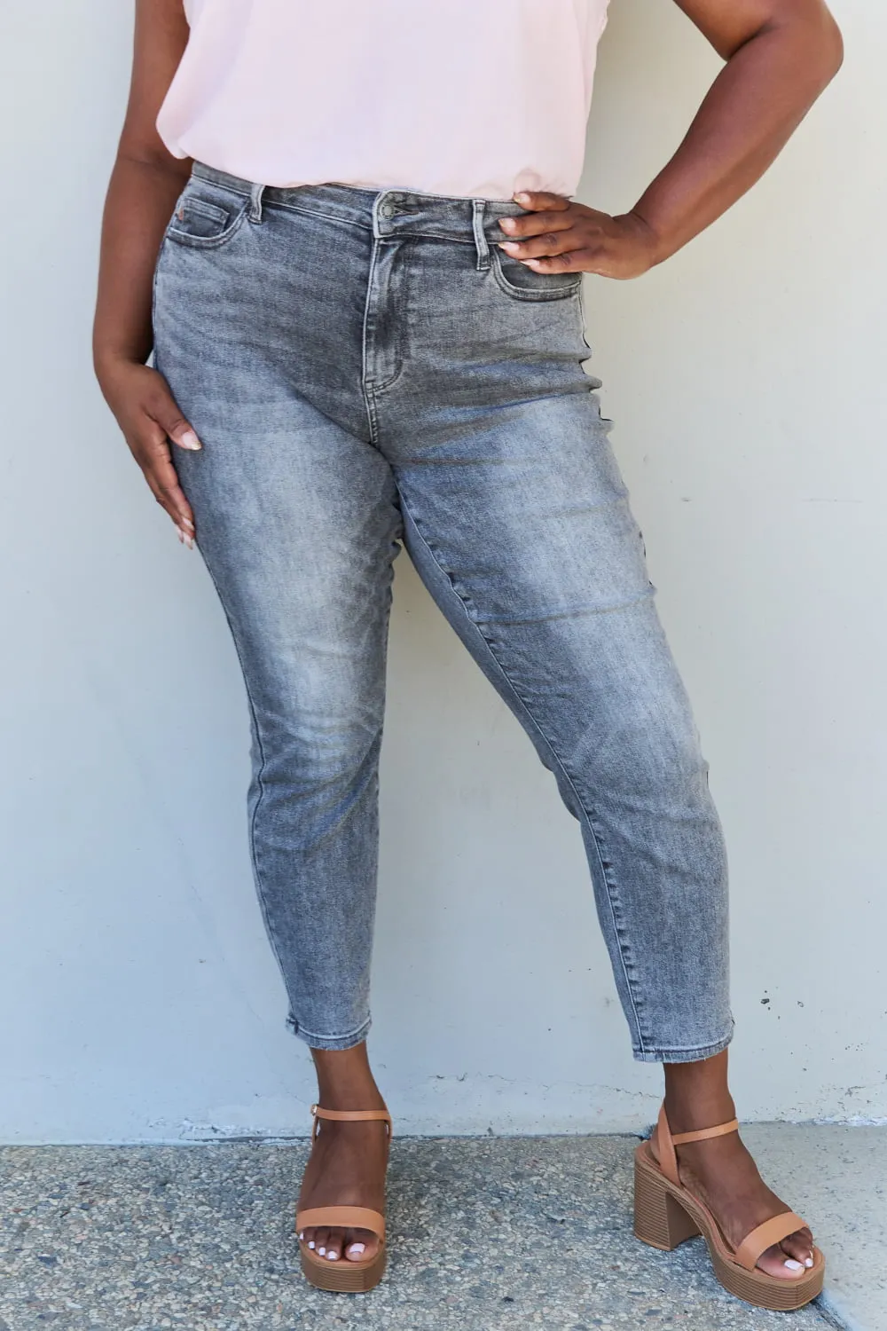 Judy Blue, High Waist Stone Wash Slim Fit Jeans