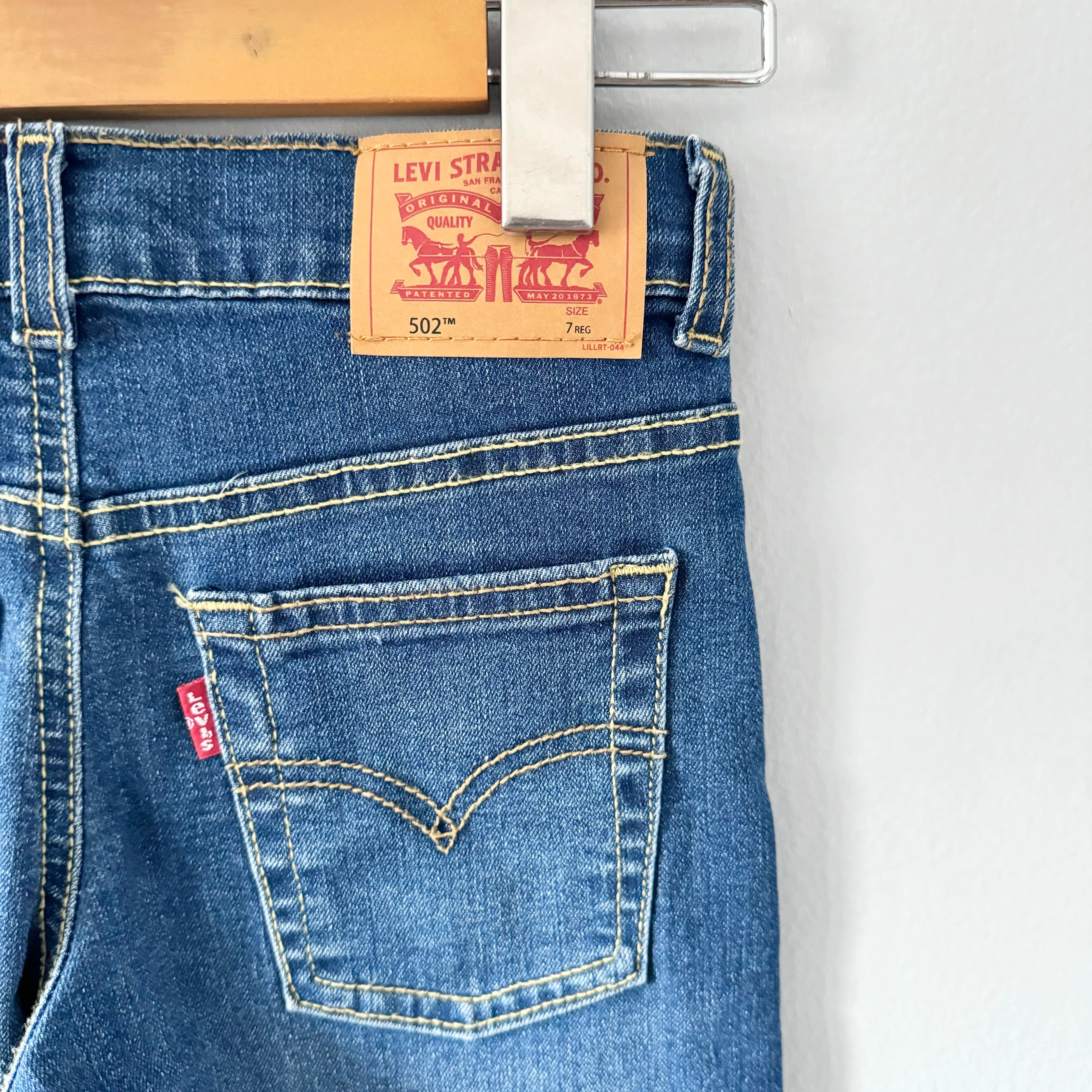 Levi's / 502 Jeans / 7Y