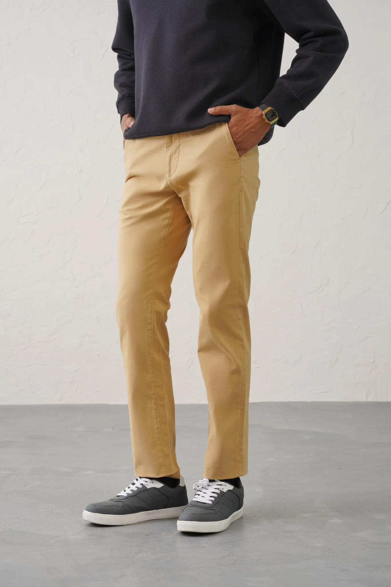 The Slim Fit Daylong Chino - Old Camel