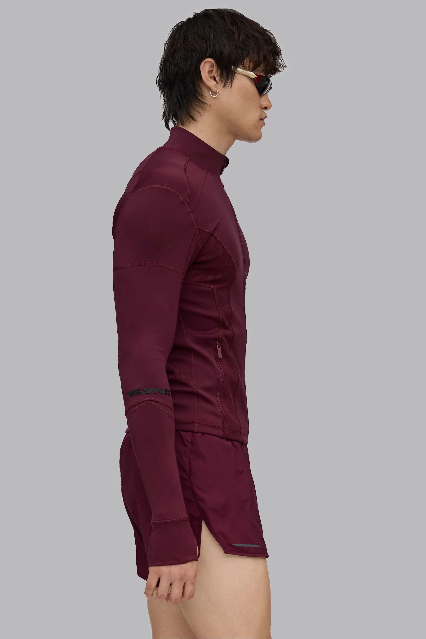 V_FORM MID LAYER - Burgundy